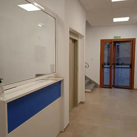 Albergue De *