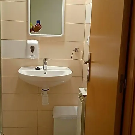 De